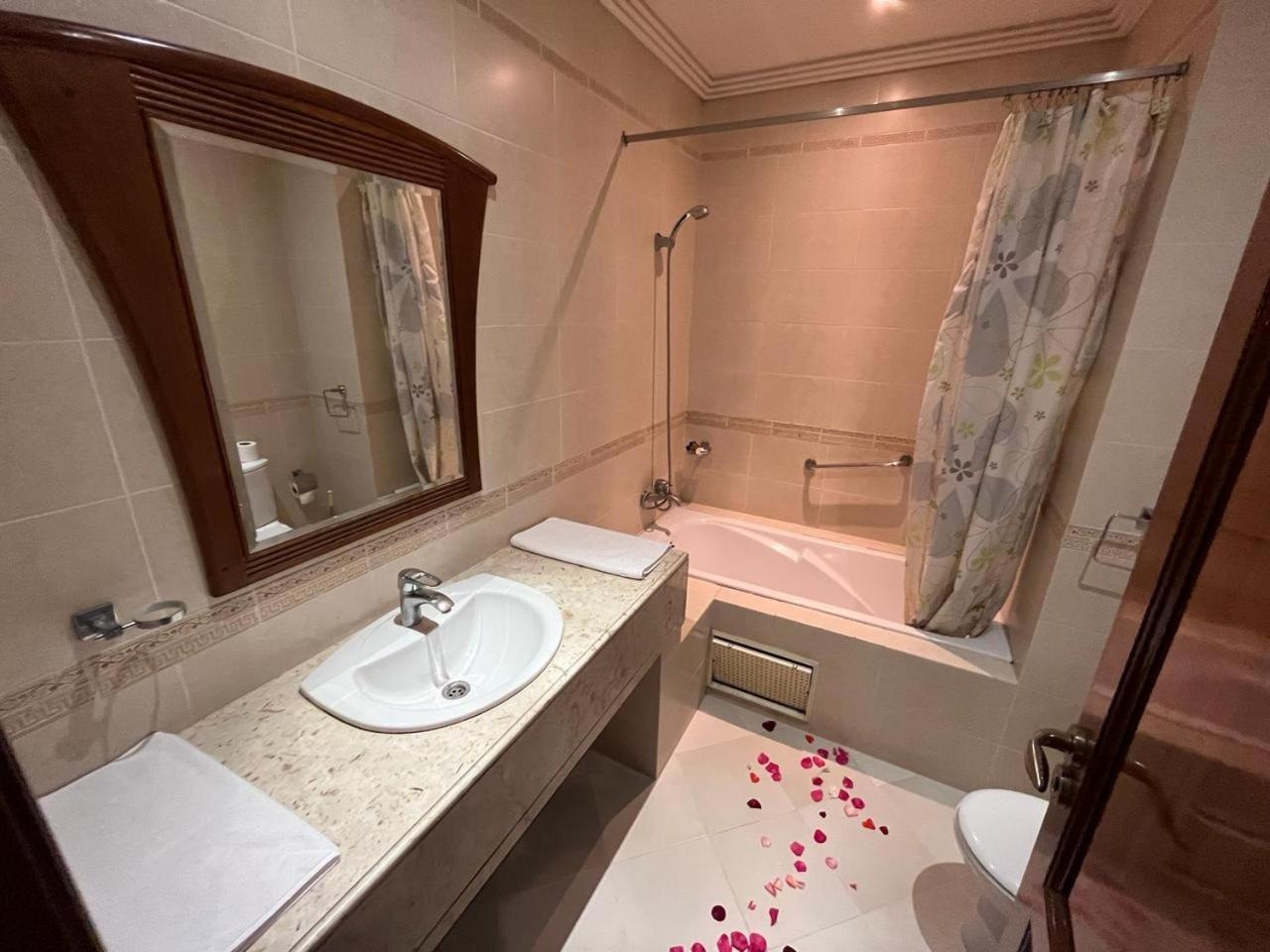 Hotel Malta Мекнес Экстерьер фото